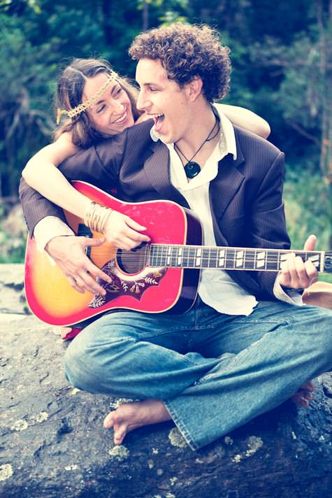 Anna and Ross's Hippy Chic Australian Engagement Shoot - Boho Blog