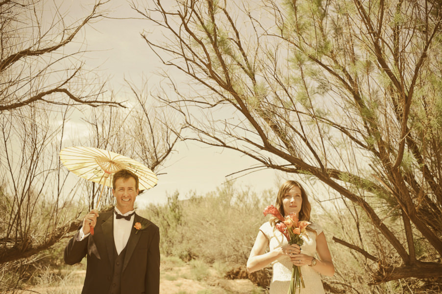 wedding couple in the desert