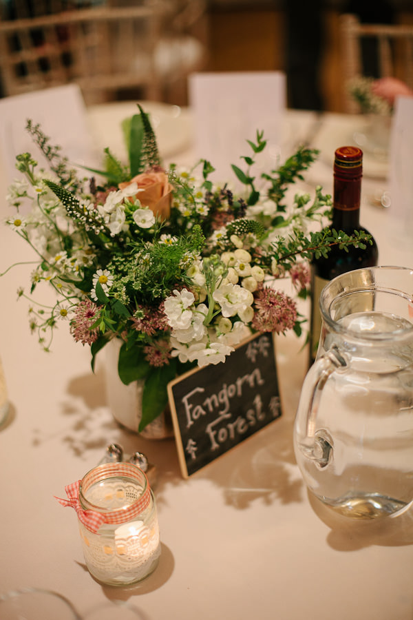 rustic table centres