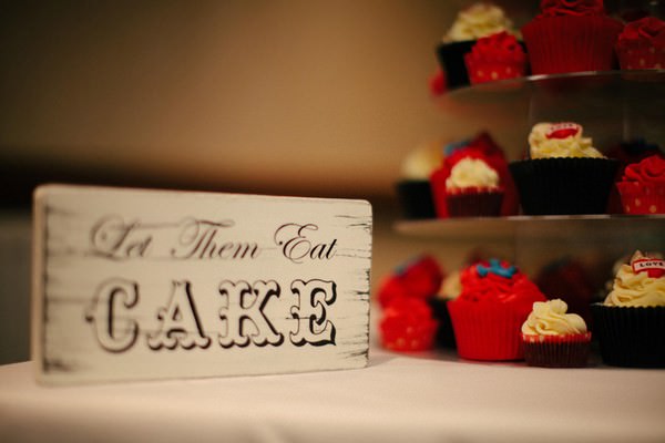 red and black wedding cup cakes