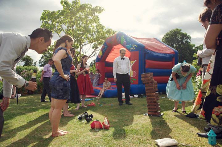 28 1950's Garden Party Wedding