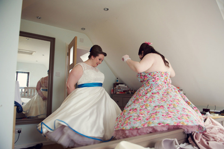 7 1950's Garden Party Wedding