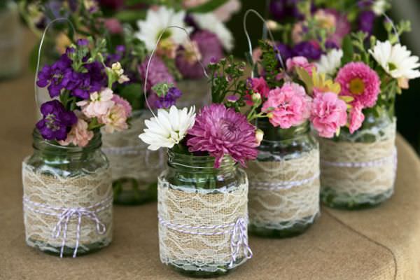 burlap and lace mason jars