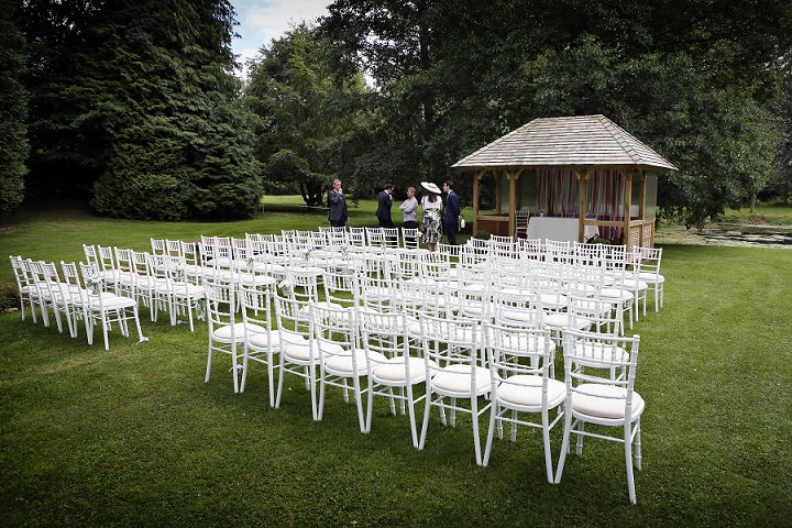 5 Outdoor Tipi Wedding at Bittenham Springs in the Cotswolds