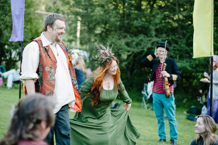 24 New Forest Handfasting. By Lemontree Photography