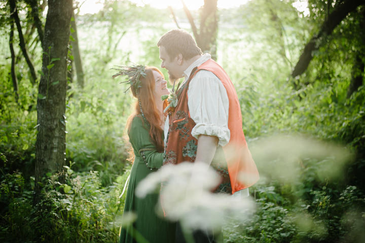 27 New Forest Handfasting. By Lemontree Photography