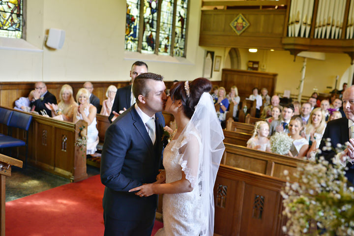 22 DIY Barn Wedding By Jules Fortune