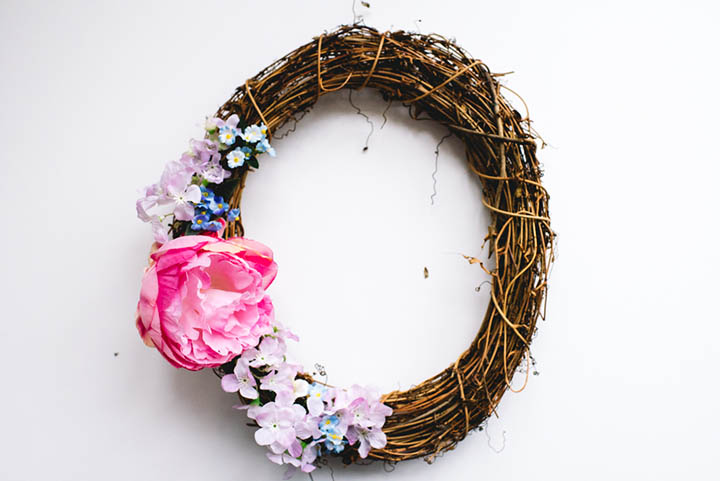 DIY Spring Wreath