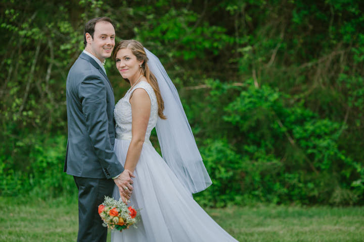 Rustic outdoor wedding dresses top