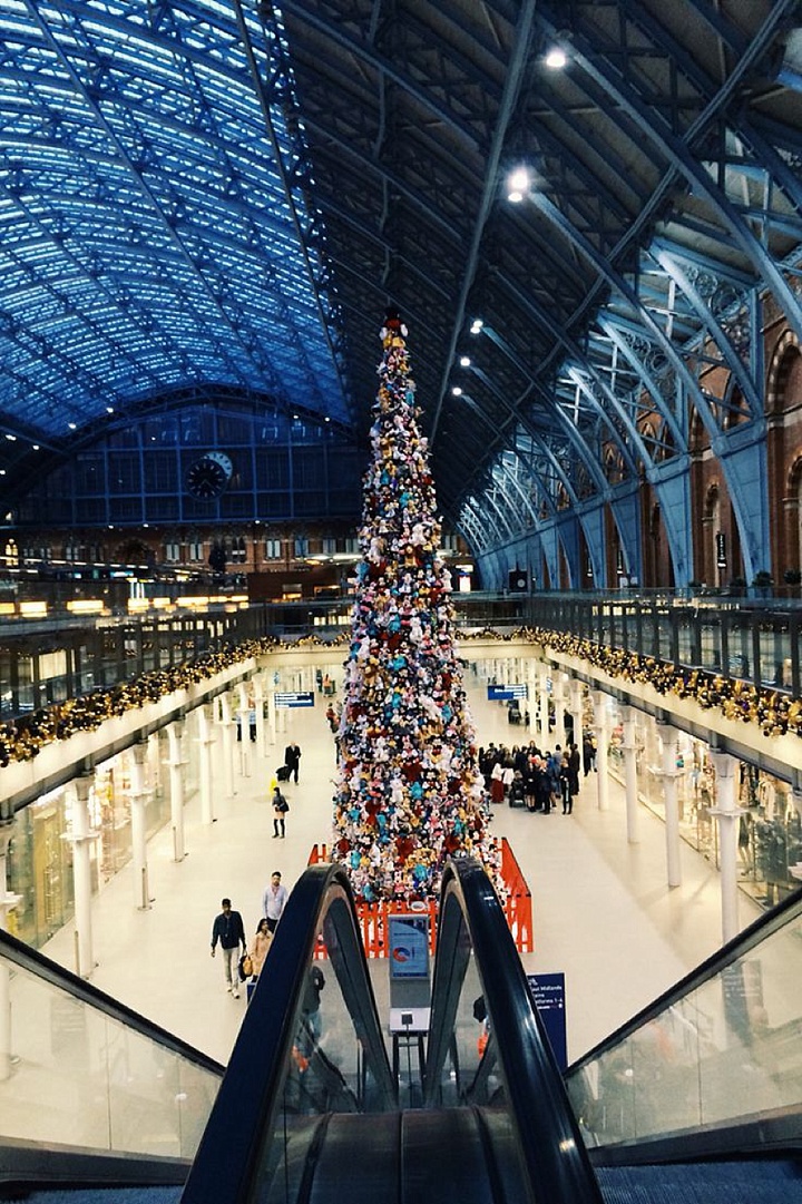 Boho Pins: Top 10 Pins of the Week from Pinterest: It's St.Pancras Christmas!!!