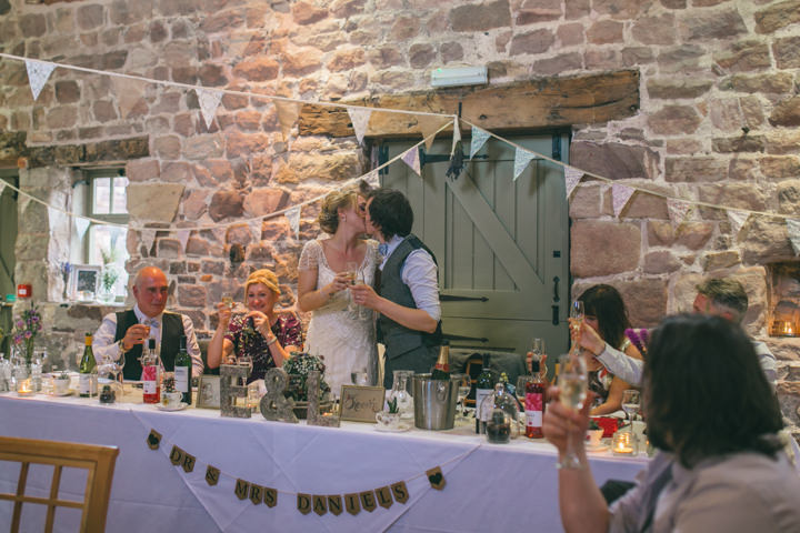 Homespun Ashes Barns Wedding By YU Photography