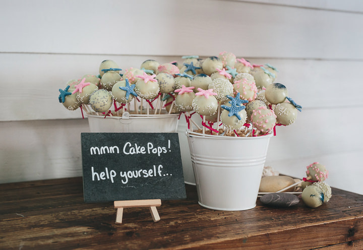 Wedding By Helen Lisk Photography at the fabulous Tunnels Beaches