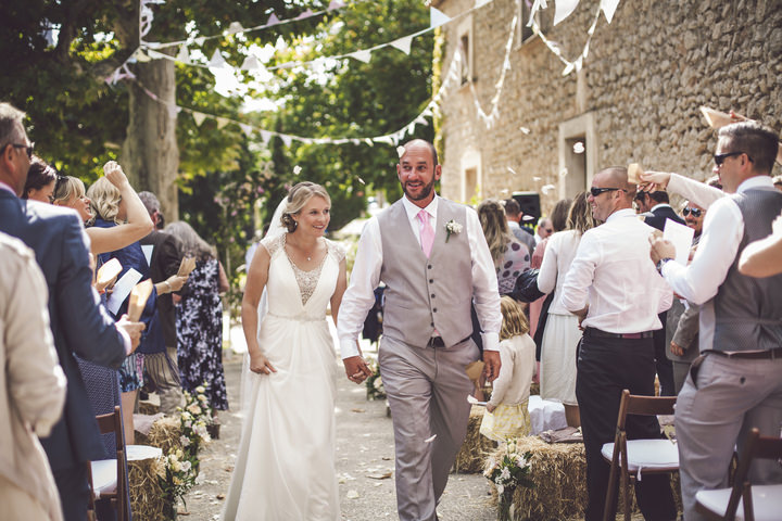 21-pretty-pastel-garden-wedding-in-mallorca-by-ana-garcia-photography