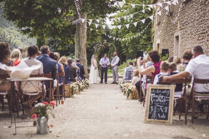 4-pretty-pastel-garden-wedding-in-mallorca-by-ana-garcia-photography