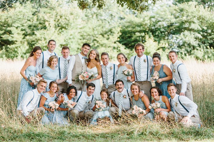 Outdoor Midwest Farm Wedding by Meredith Washburn Photography