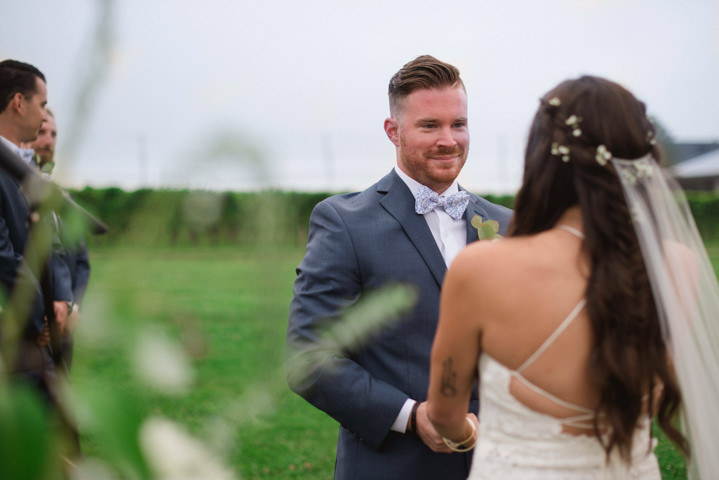 Christopher and Kasey's White and Green Outdoor Vineyard Wedding by Selene Pozzer