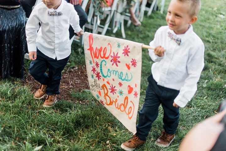 Tiana and Jake's Colourful Pennsylvania Farm Wedding by Dawn Derbyshire Photography