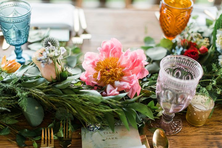 Tiana and Jake's Colourful Pennsylvania Farm Wedding by Dawn Derbyshire Photography