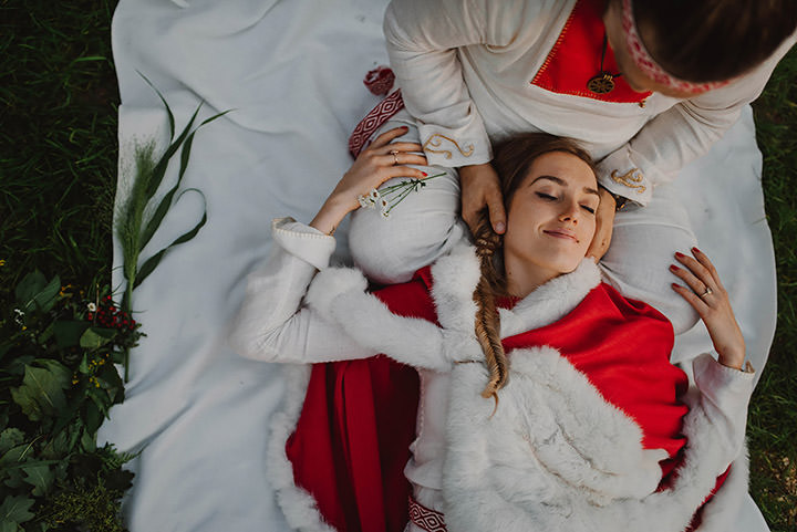 https://www.boho-weddings.com/wp-content/uploads/2017/12/3-Intimate-and-Emotional-Traditional-Slavic-Wedding-by-Ajem-Stories.jpg