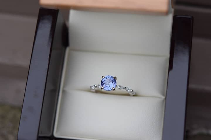 Boho Loves: Sapphire Engagement Rings by EidelPrecious - Unique Stones for the Alternative Bride
