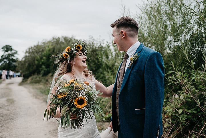 Holly and Etienne’s Sunflower Filled Bohemian Country Wedding in Nottinghamshire by Elaine Williams Photography