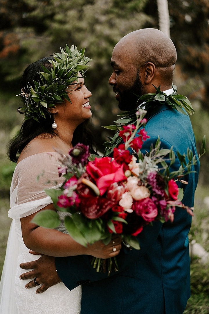 Kris and Chris’s ‘Coconuts, S’mores and Pizza’ Intimate Wedding in Hawaii by Aloha Zoe Photography