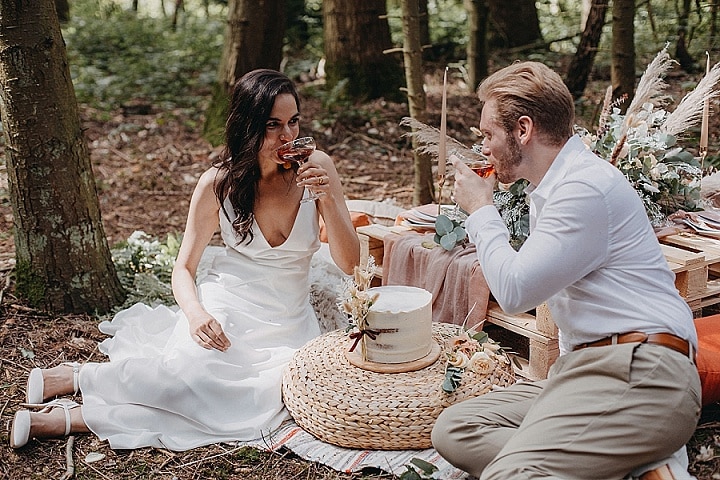 'Woodland Romance' Inspirasi Pernikahan Boho Luxe yang Liar, Alami