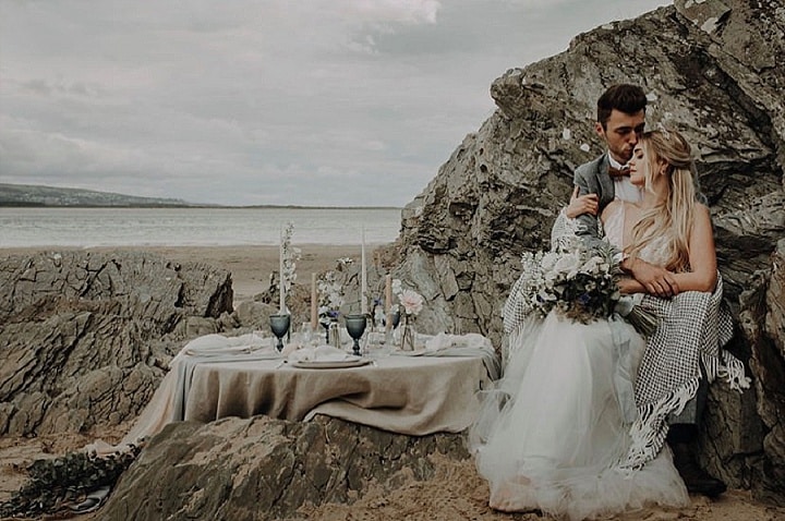 ‘Ethereal Beauty’ Delicate and Natural Beach Elopement Inspiration
