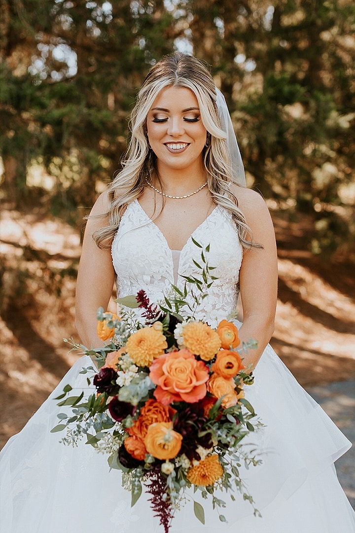 Ashley and Jonah's Beautiful Fall Georgia Wedding by Hellen Oliveira Photography