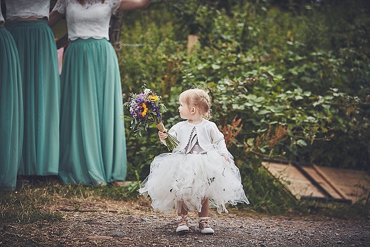 Bridal Style: Amazing Flower Girl Outfit Ideas