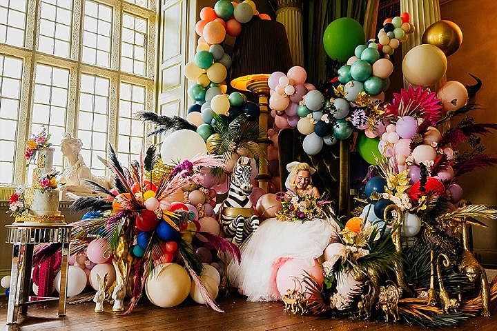 alice-in-wonderland-theme-balloons - Celebrity Party Planner