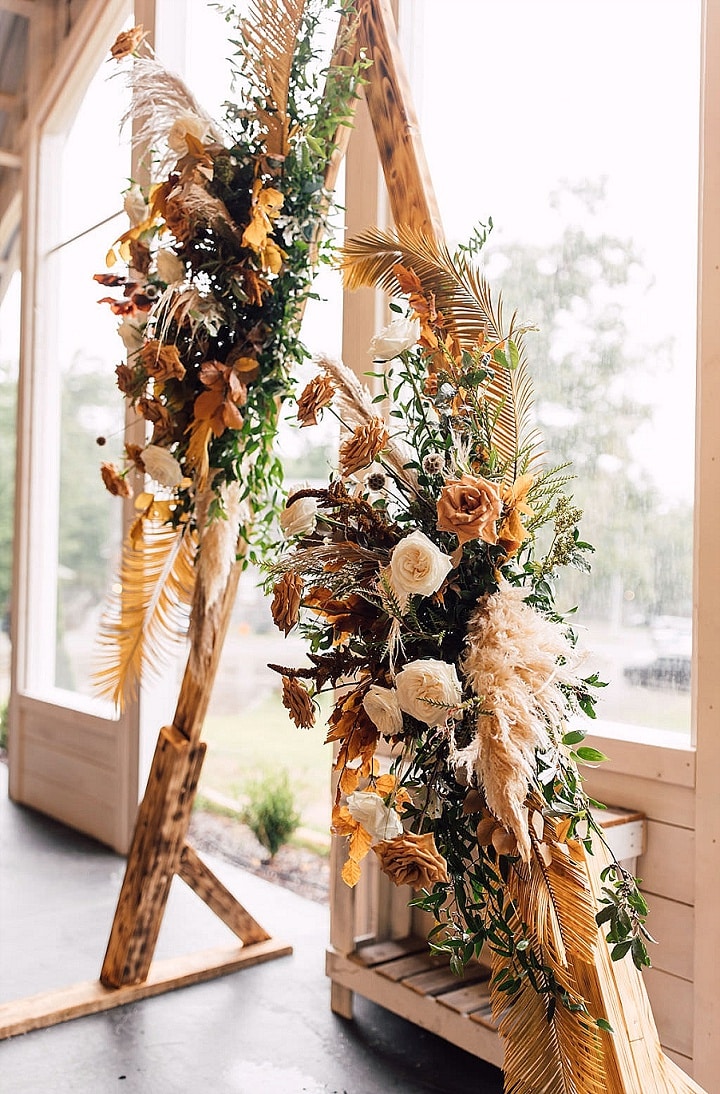 Autumn Flowers for a Boho Wedding