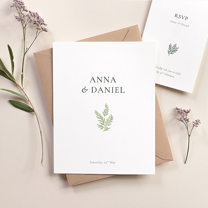 Atelier Rosemood’s Top Tips For Finding The Perfect Invitations To Match Your Wedding Theme.