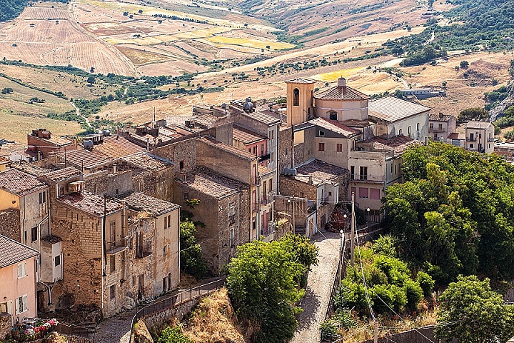 Ask The Experts: The Best Honeymoon Destinations in Sicily