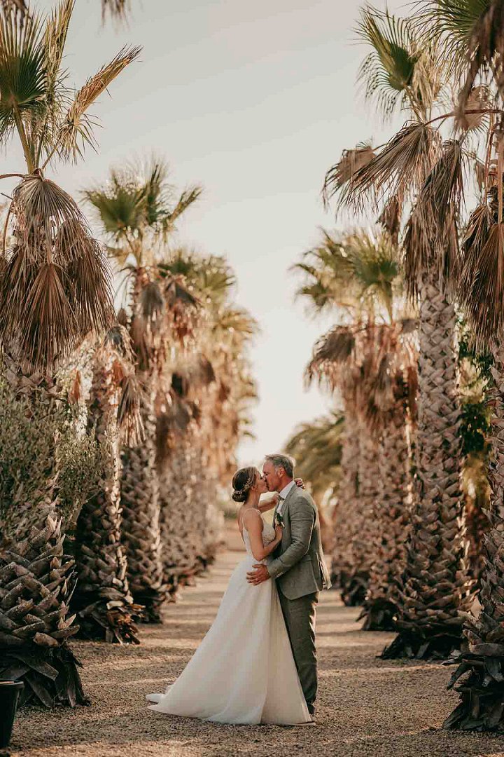 Lukas P. Schmidt Photography - Authentic and Moving Wedding Photos in Mallorca
